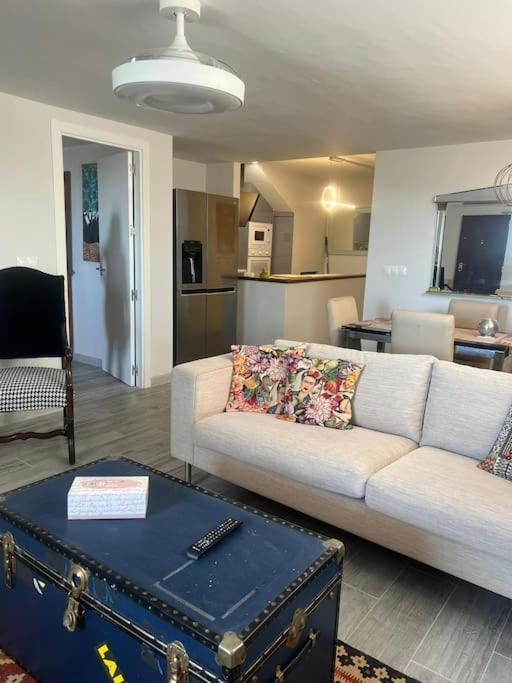 Palm Beach Apartment In La Duquesa Manilva Exteriör bild